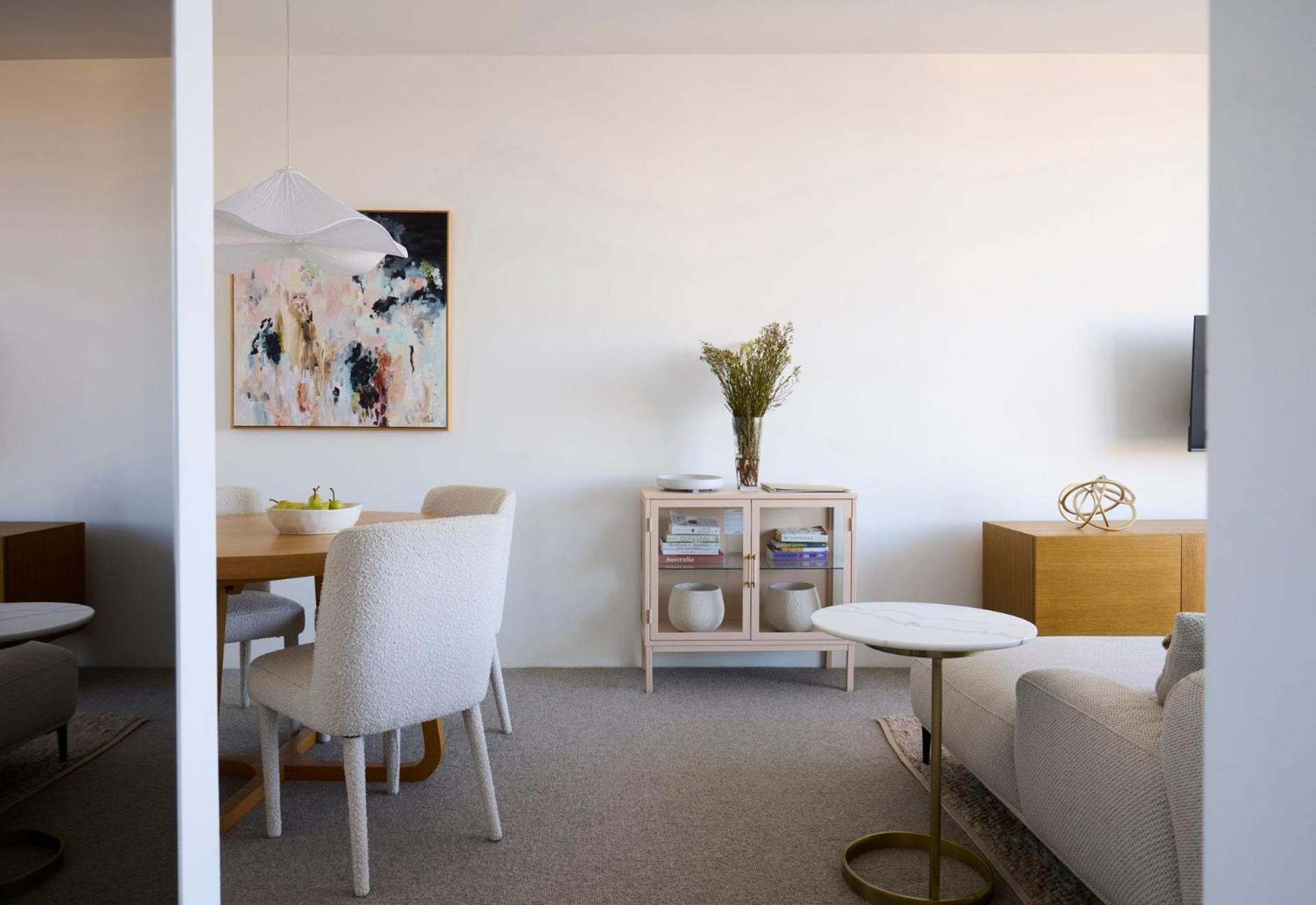 Sky Pad Apartment *