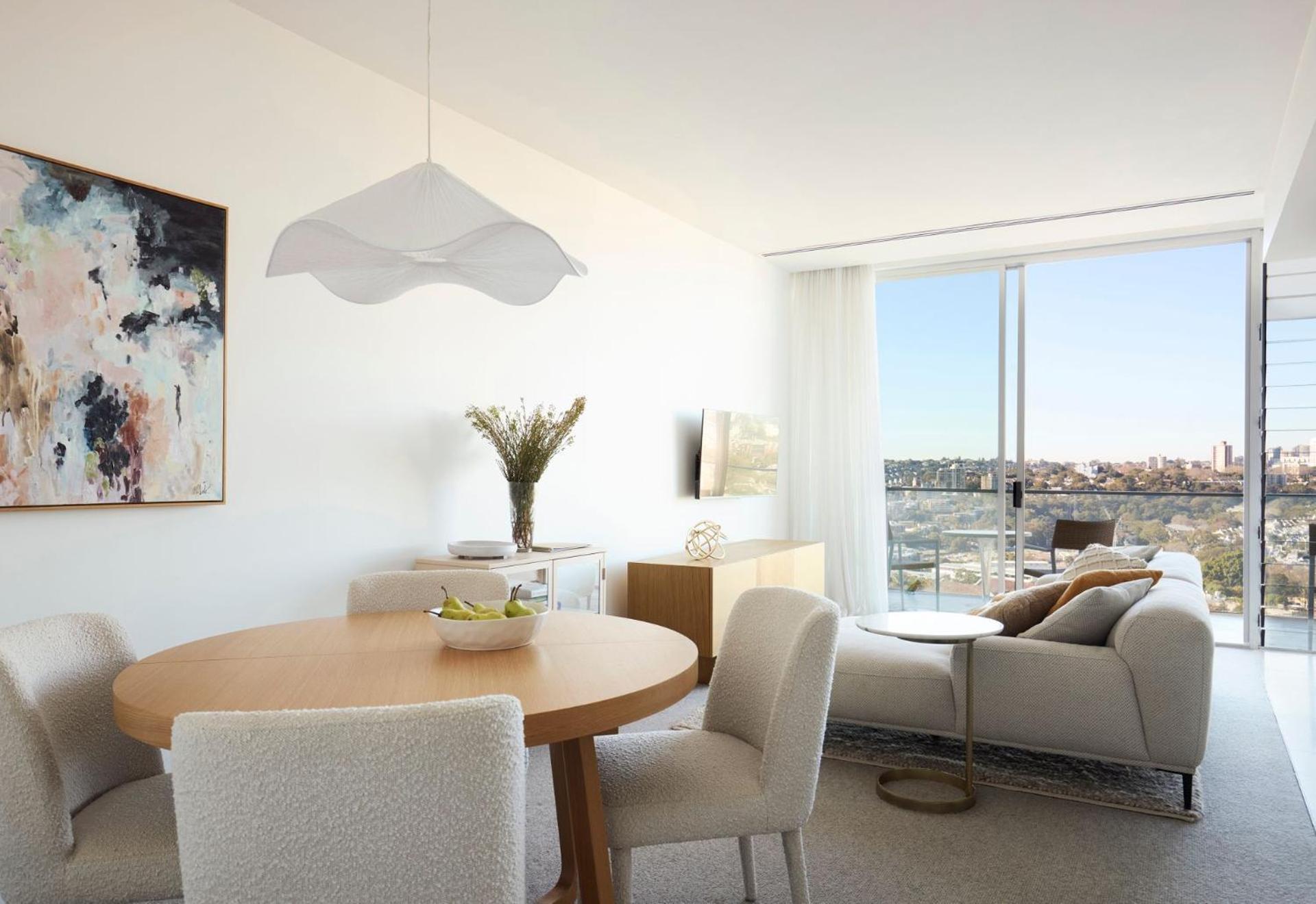 Sky Pad Apartment *